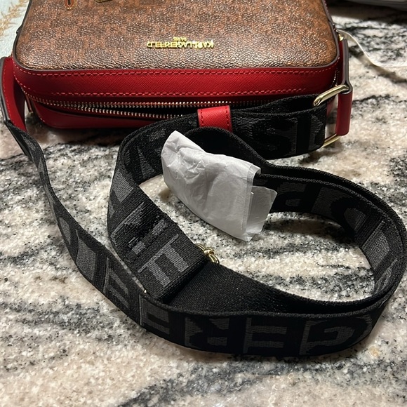 NWOT Karl lagerfeldld purse. 9” - Picture 5 of 14